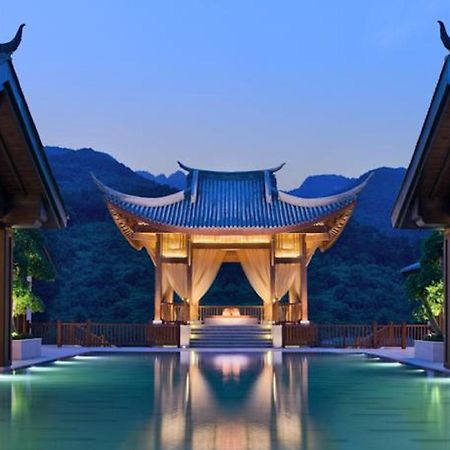 Banyan Tree Chongqing Beibei Hotel Exterior photo