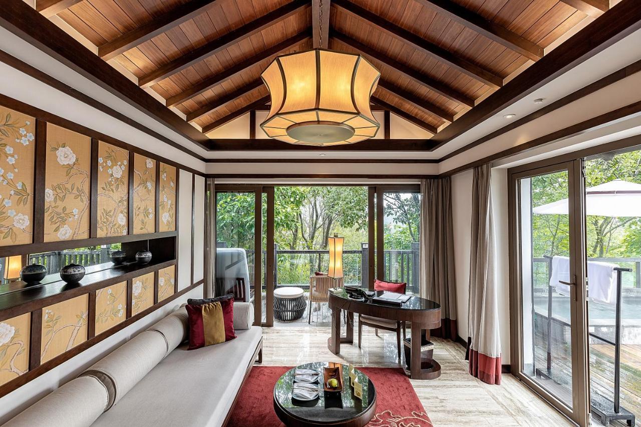 Banyan Tree Chongqing Beibei Hotel Exterior photo
